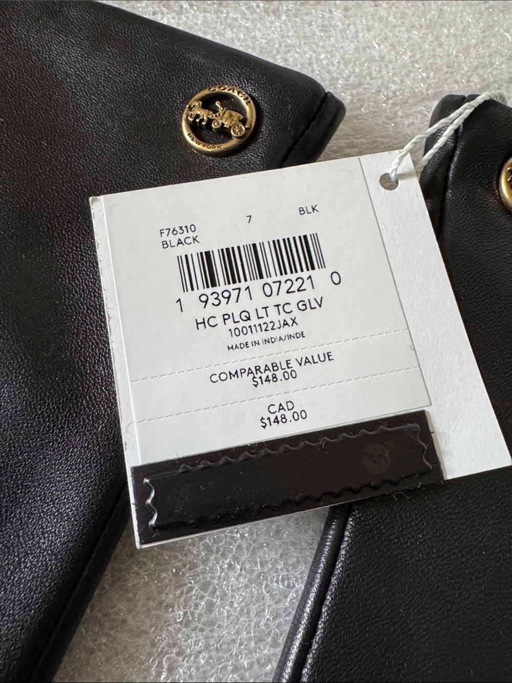 NWT Coach Ladies Smooth Tech  Leather Gloves in Black with Signature Button - Picture 3 of 10